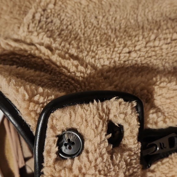 ❤️ NWT! FABLETICS TEDDY MID-LENGTH JACKET, MEDIUM - Picture 9 of 15